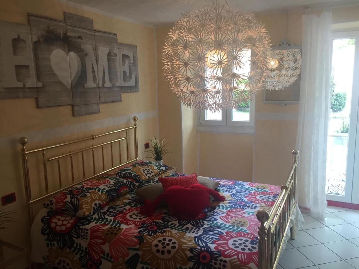 Petit Bijou Apartment Варена Екстериор снимка
