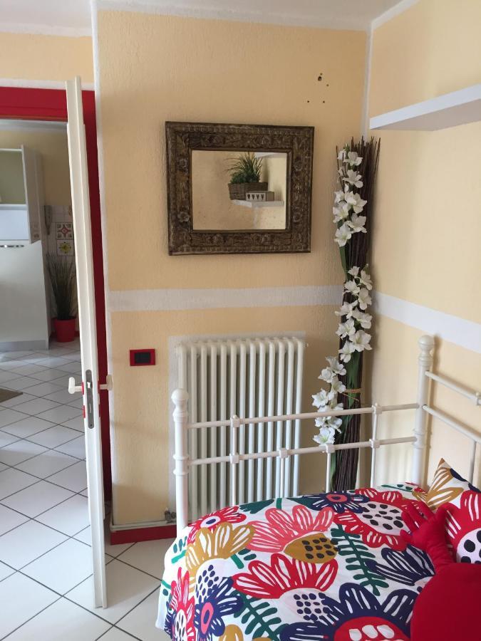 Petit Bijou Apartment Варена Екстериор снимка